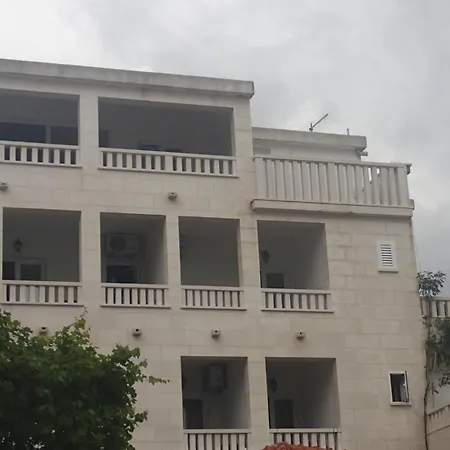 Bosac Apartman Gradac